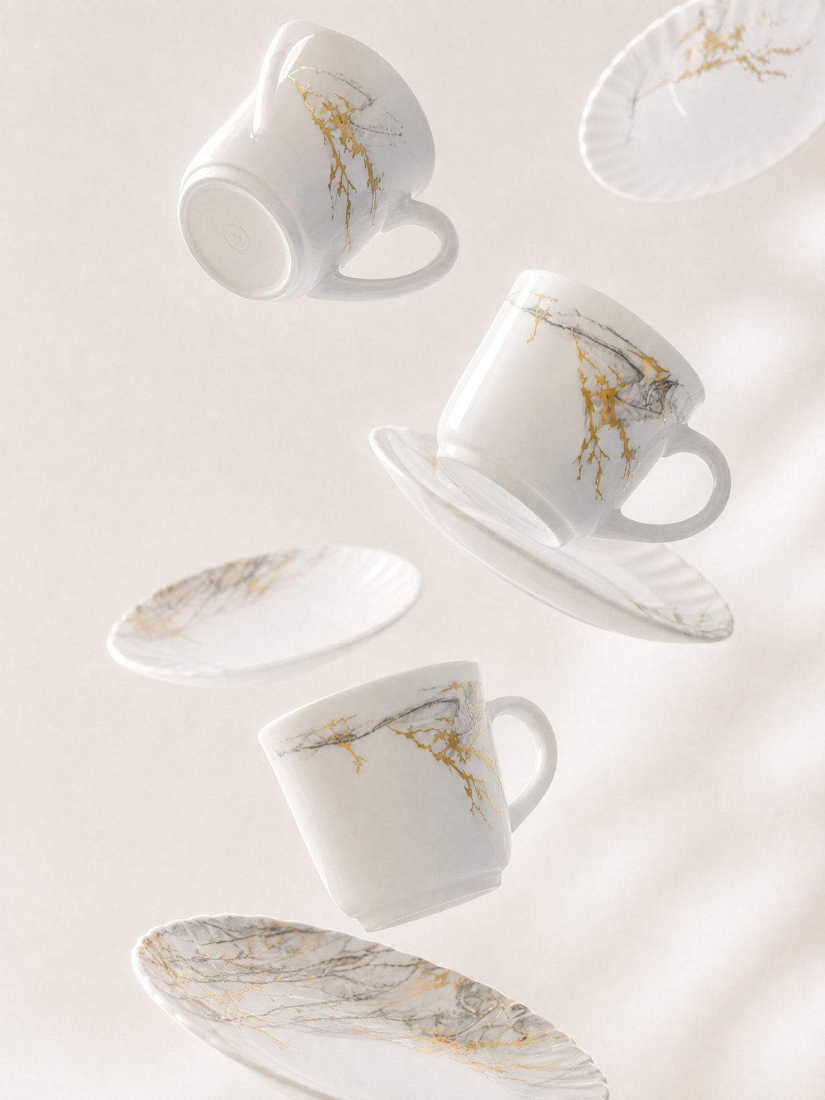Set Veselă 38 Piese Pentru 6 Persoane, Model Golden Marble, Design Marmurat Cu Auriu, Farfurii, Boluri, Platouri Și Cană